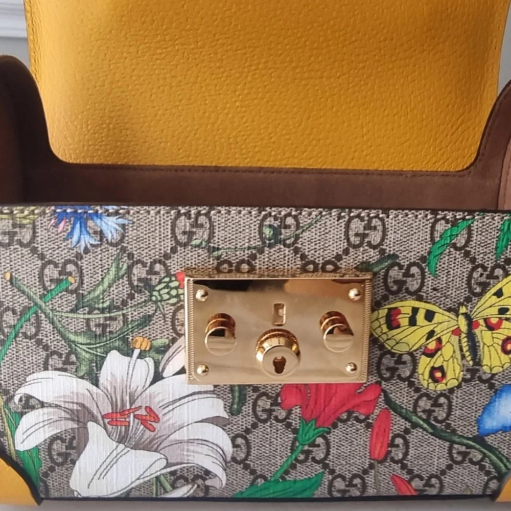 GUCCI GG SUPREME MONOGRAM FLORA BAMBOO PADLOCK BAG - Picture 9 of 13
